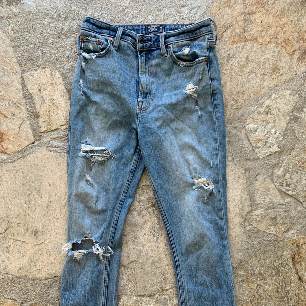Amber Crombie and Fitch high rise denim jeans 27